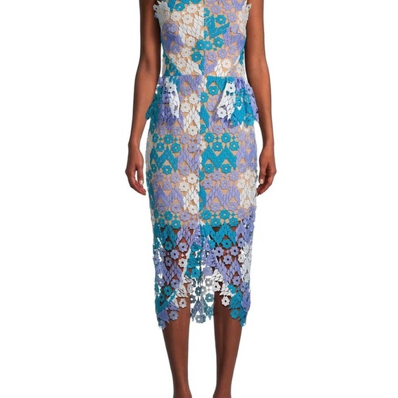 Elliatt Times Floral Lace Peplum Dress - Picture 4 of 9